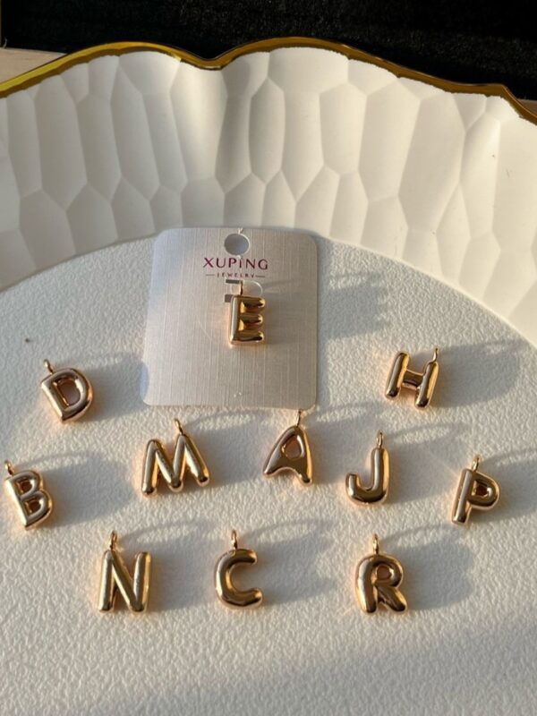 dijes iniciales globos bombitas xuping jewerly rose letras desde la A hasta Z