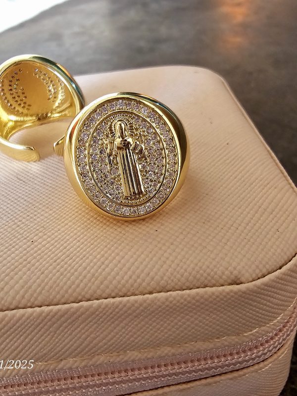 anillos san benito acero dorado