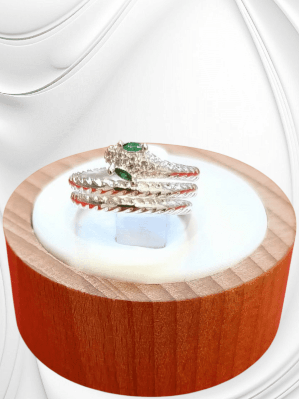 anillo serpiente ojo verde acero plateado regulable