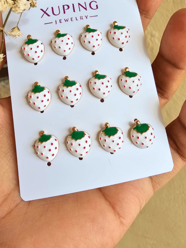 arete fresas blanca xuping jewerly rose