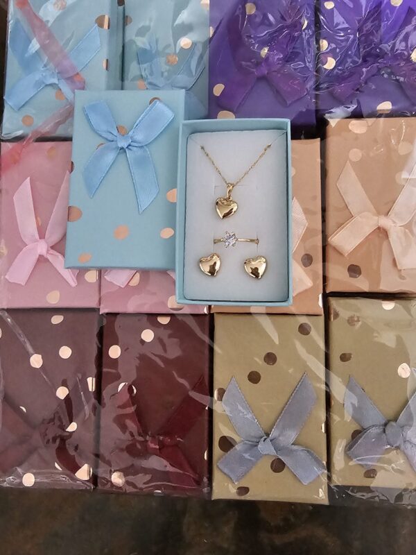 caja rectangular para set aretes collar anillos, 8*5*2.5cm paquete surtido contiene 24und