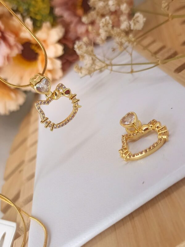 collar kitty gatito acero dorado