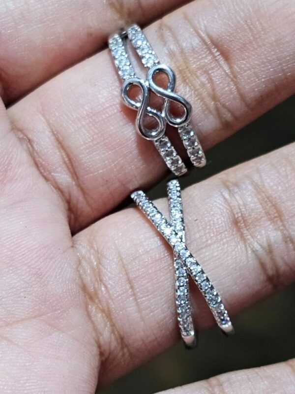 anillo infinito regulable acero plateado