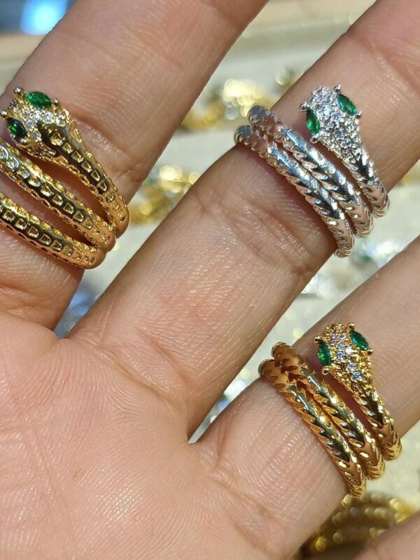 anillo serpiente regulable acero dorado y plateado