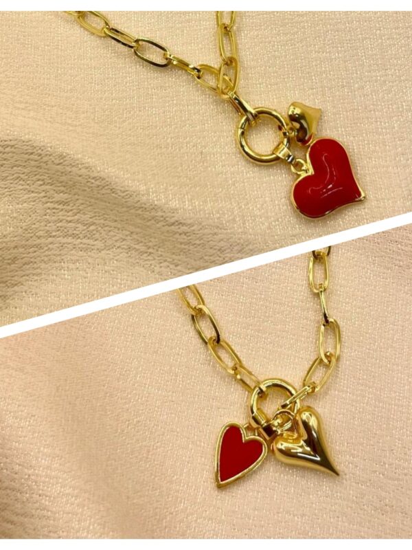 2025/09/1001586778-scaled.jpg Collar doble corazon rojo dorado