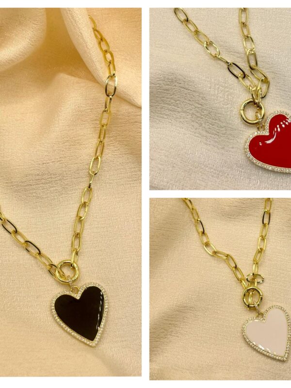 2025/09/1001586782-scaled.jpg collar corazon rojo, negro, blanco dorado