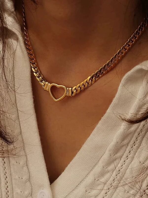 collar forma corazon acero 316 dorado