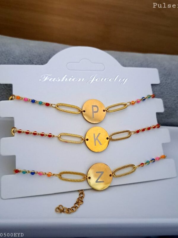Pulsera inicial  ( todas las letras disponibles) acero dorado