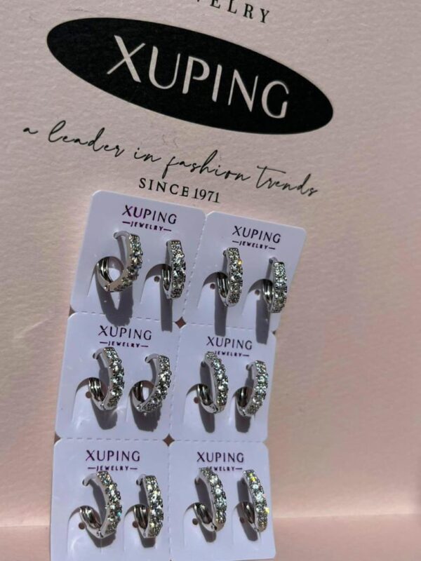 arete circon xuping jewerly plateado