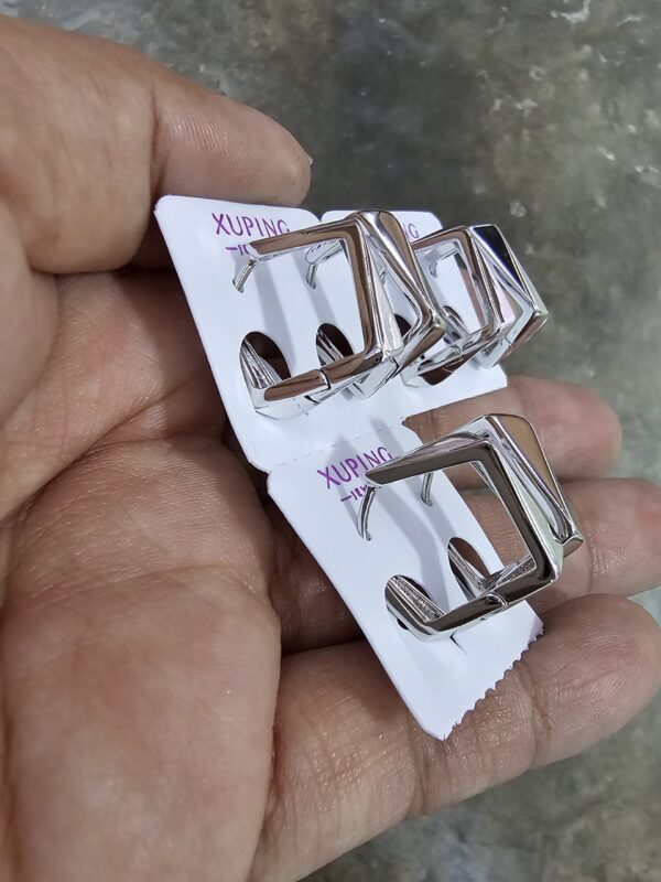 arete pentágono plateado xuping jewerly