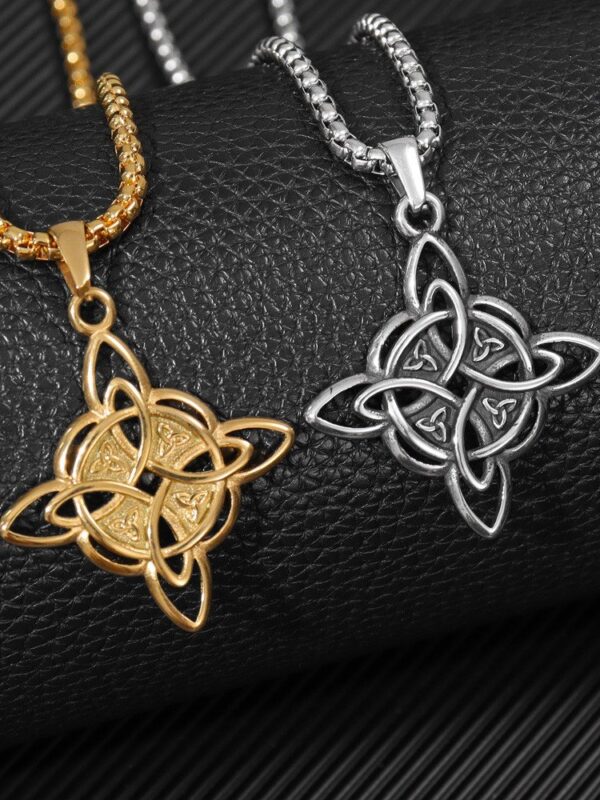 collar nudo de bruja caballero acero dorado y plateado