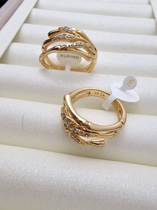 Tallas 6,7,8 Anillo bambú con circones xuping jewerly rose