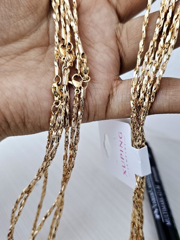 2025/11/1001887116-scaled.jpg cadena 45 cm entorchado xuping jewerly rose