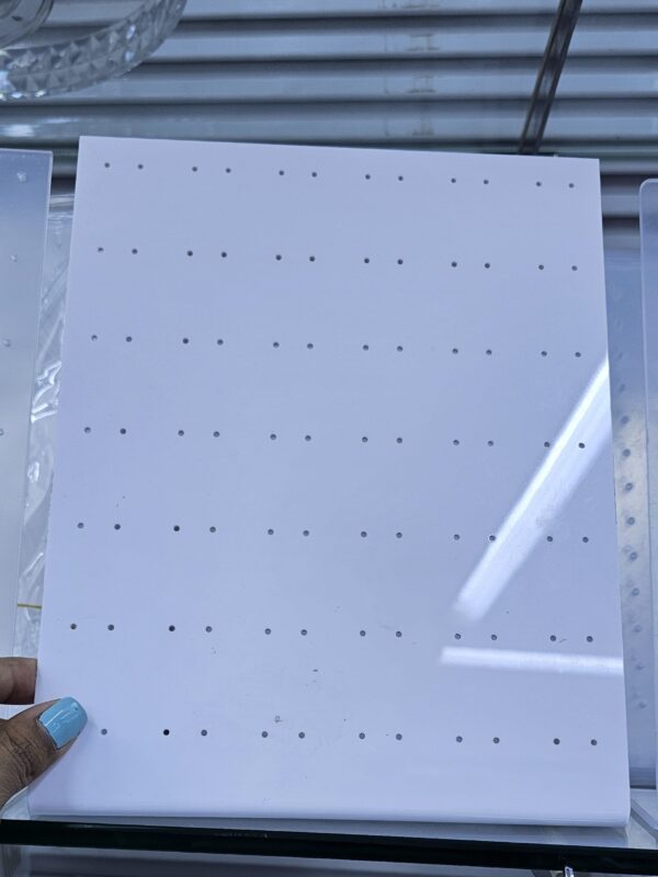 2025/11/20250702_160917-scaled.jpg 3271 exhibidor de aretes acrilico