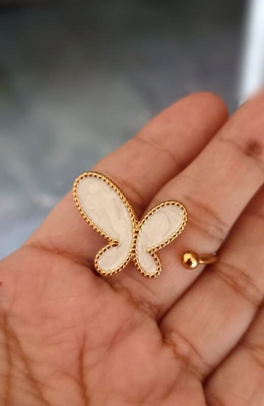 anillos mariposa doble baño en acero dorado réplica