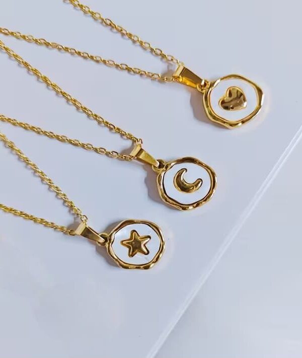 collar luna, estrella, corazon acero dorado
