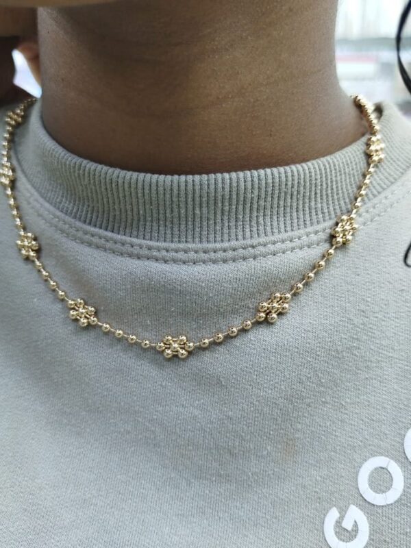 2025/12/IMG-20251204-WA0188.jpg collar flores billas xuping jewerly rose