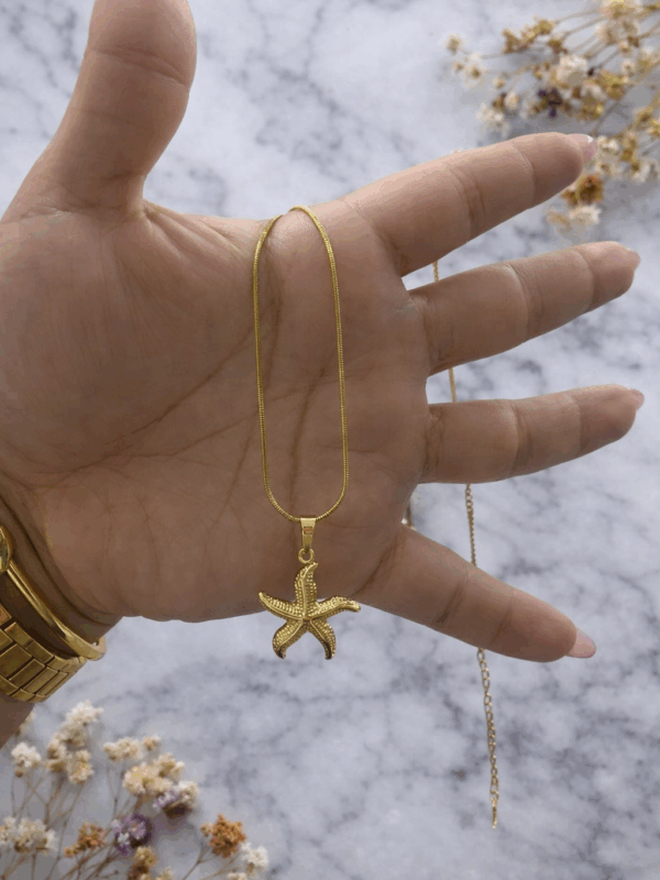 collares marinos acero dorado