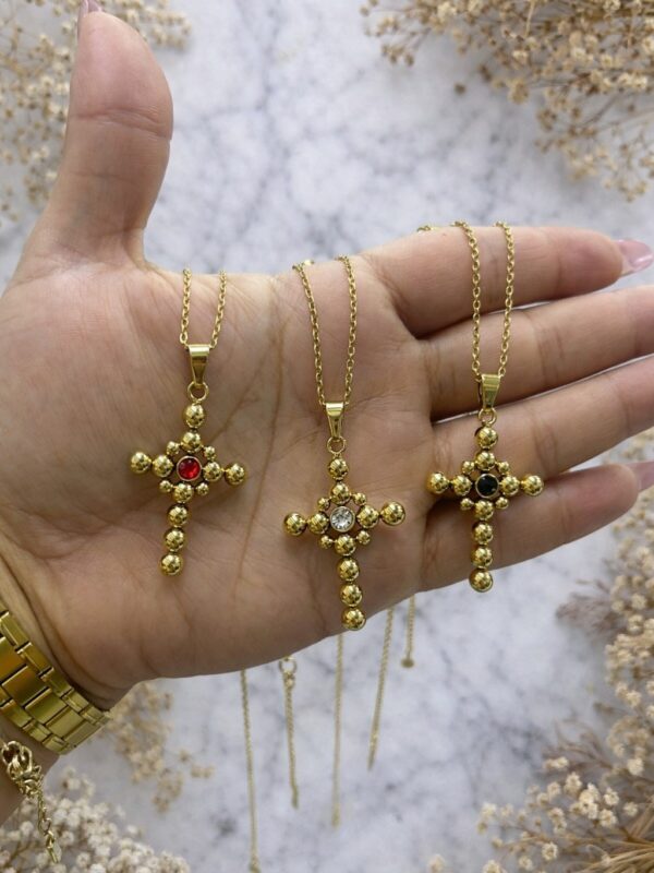 WhatsApp Image 2026-02-27 at 3.47.22 PM collar cruz circon acero dorado