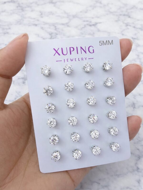 d63c6bc1-bed9-4209-aea4-c7c4355a4a58 arete 5mm punto de luz xuping jewerly plateado