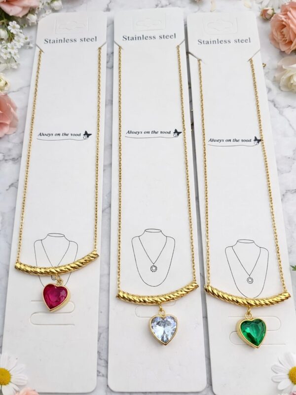 collar corazon acero dorado