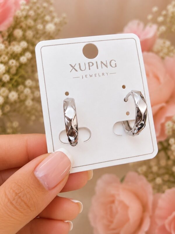 6d920b31-ba22-4f89-903b-21e9884ed92b arete 1.5cm xuping jewerly plateado